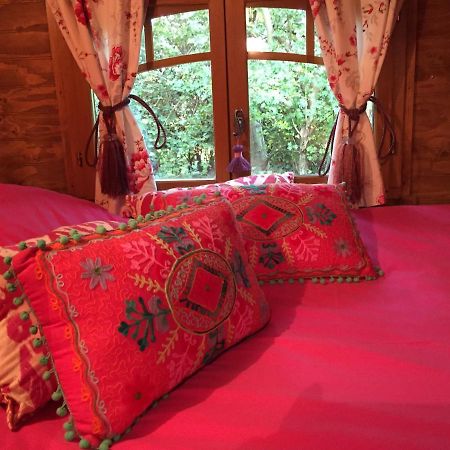 Bed and Breakfast Roulottes Du Rouard Camiers Zewnętrze zdjęcie