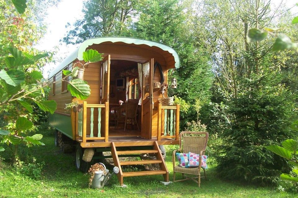 Bed and Breakfast Roulottes Du Rouard Camiers Pokój zdjęcie